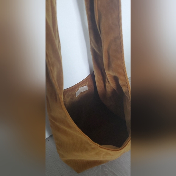 MERIT Suede Makeup Bag in Camel/Brown - Picture 4 of 6